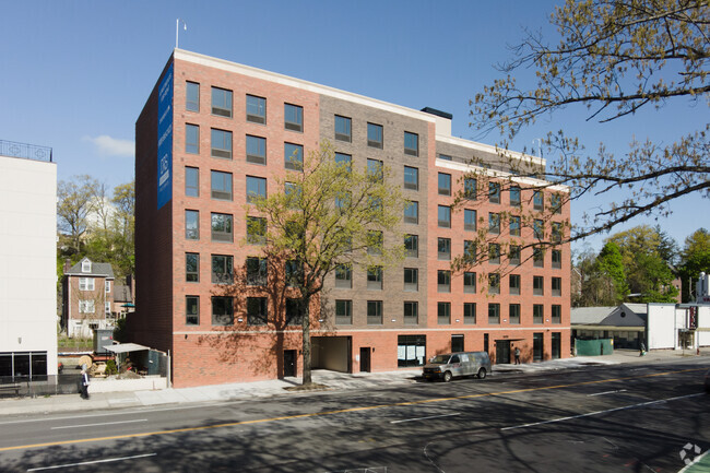 Foto del edificio - The Stables at Van Cortlandt