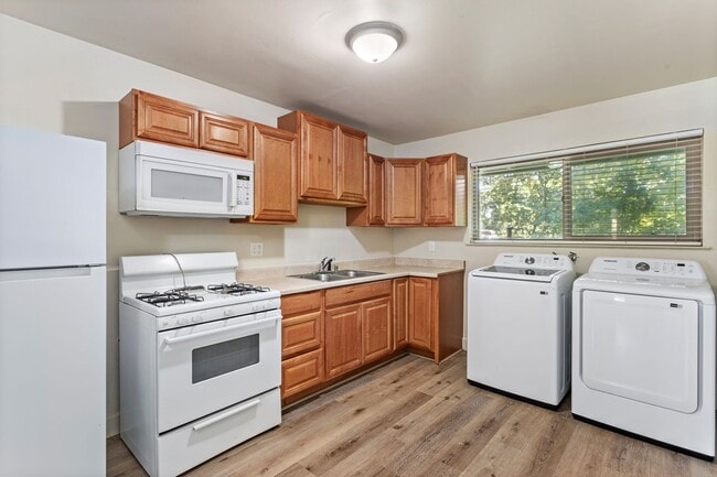 Building Photo - 521nha