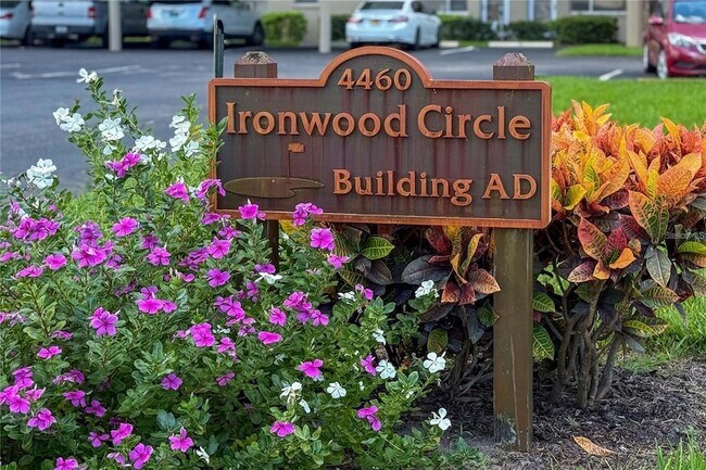 Foto del edificio - 4460 Ironwood Cir