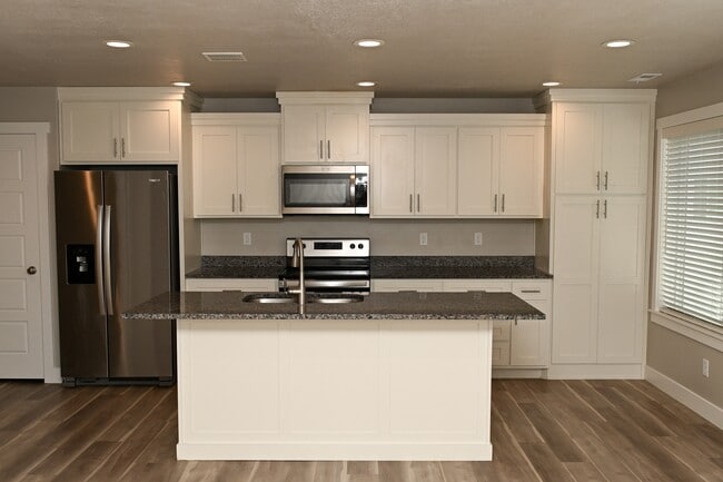 Building Photo - 2781 W 4140 S