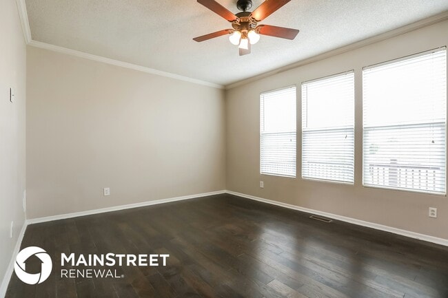 Foto del edificio - 7831 N Lawn Ave