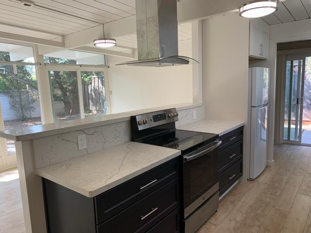 Building Photo - 3731 Redwood Cir