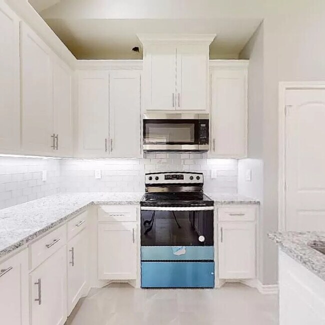 Foto del edificio - 308 shahan st unit C