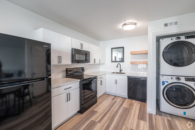 2BR, 1BA - 860 SF - Kitchen - Greenway Flats Apartments