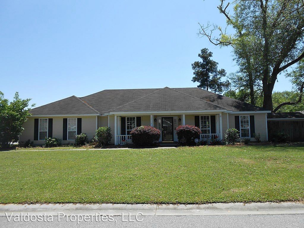 3952 Cutter Pt, Valdosta, GA 31605 House Rental in Valdosta, GA