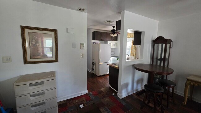 Foto del edificio - 1078 Joyner St