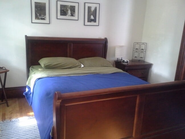 Building Photo - 9 Rena St