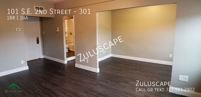 Building Photo - $99 First Month Rent Special ....Totally R...