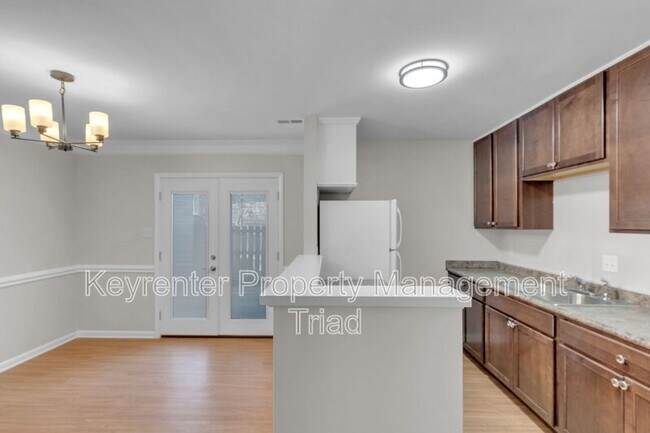 Building Photo - 5715 Bramblegate Rd