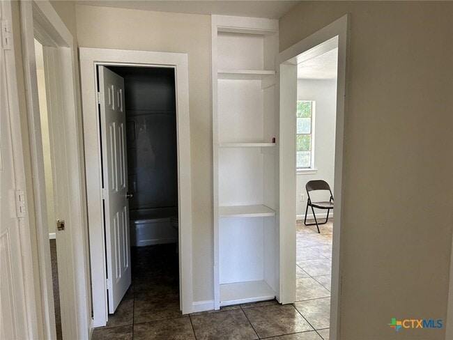 Foto del edificio - 1409 Calle Nogal