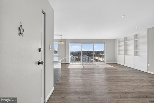 Photo - 4241 Columbia Pike Apartment