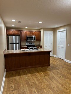 Foto del edificio - 1200 Elm St