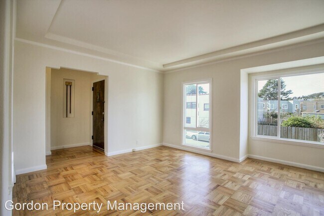 Building Photo - 3 br, 2 bath House - 871 Cayuga Ave
