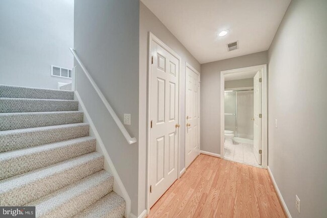 Building Photo - 6138 Manchester Park Cir