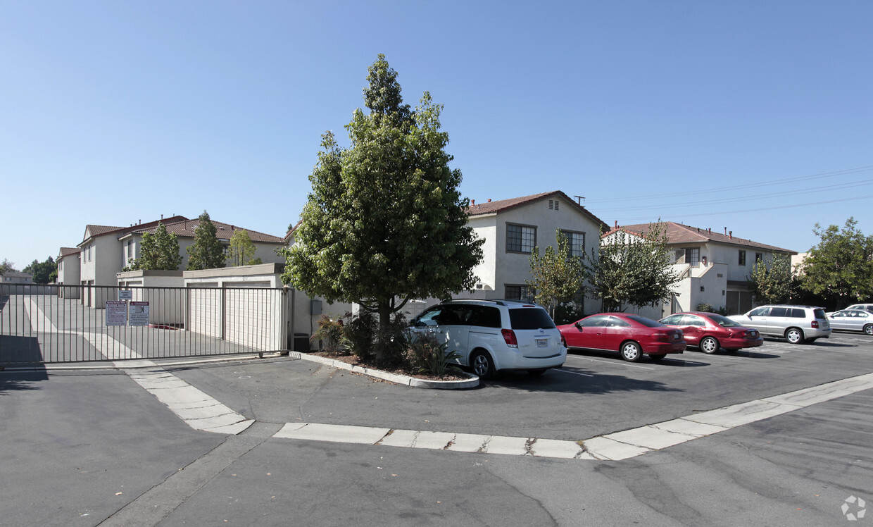 Primary Photo - Garden Springs Apartments