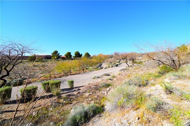 Building Photo - 1901 Villa Palms Ct