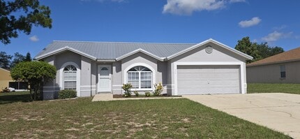 Building Photo - 710 Lindsay Pl
