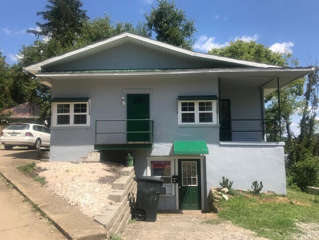 Foto del edificio - 260 E State St