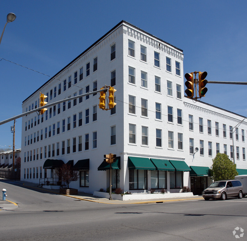 Building Photo - 760 Mercer Street Apartments