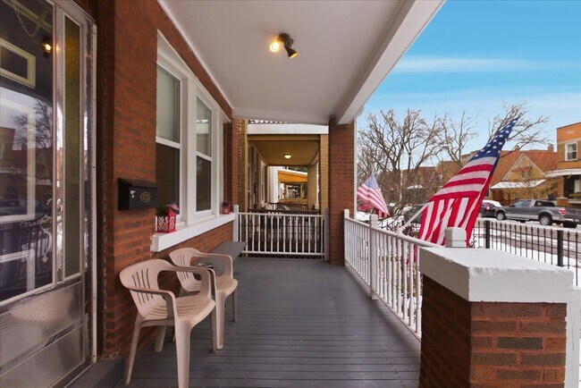 Foto del edificio - 2708 N Richmond St