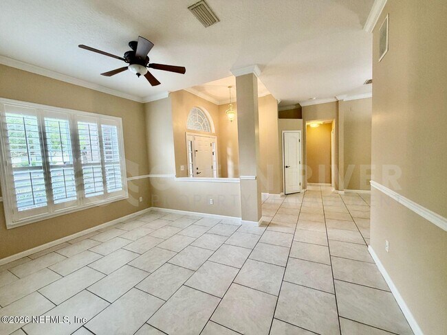 Foto del edificio - 1462 Scenic Oaks Dr