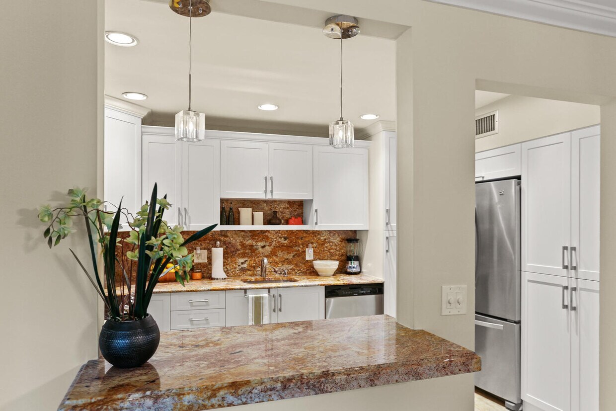 Foto principal - 2431 Del-Aire Blvd