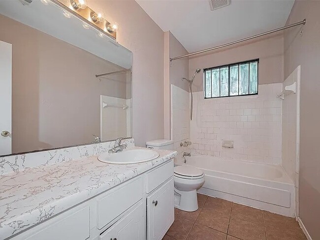 Foto del edificio - 3619 Kilkenny Dr