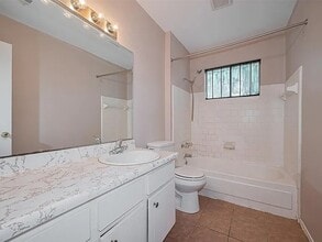 Building Photo - 3619 Kilkenny Dr