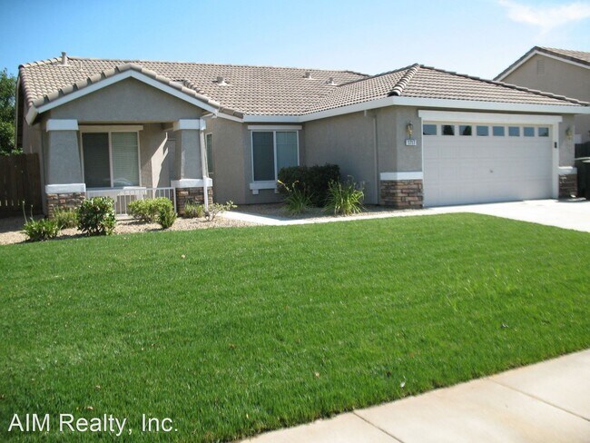 Building Photo - 3 br, 2 bath House - 1717 TANAGER WAY
