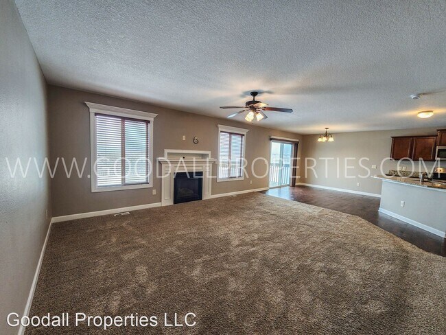 Foto del edificio - 3 br, 2.5 bath House - 865 SE Prairie Park...