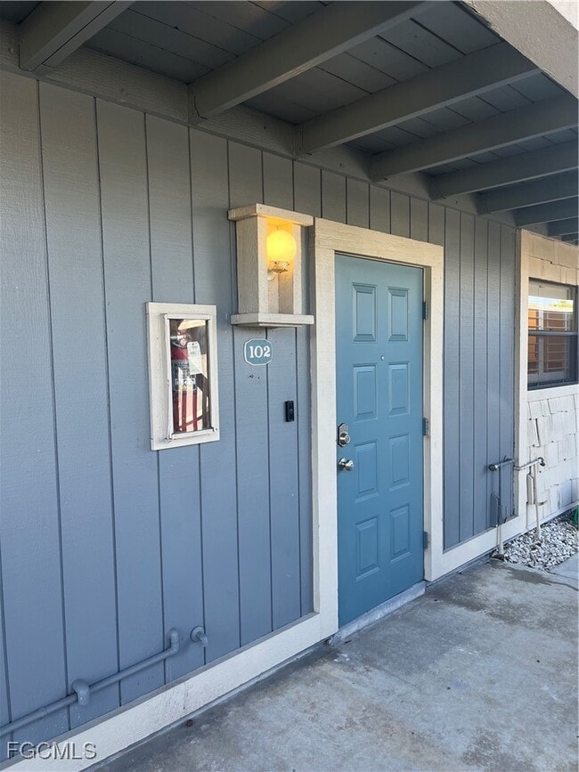 Building Photo - 816 SW 48th Terrace