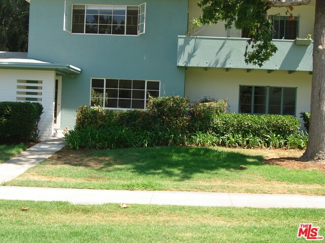 Building Photo - 5183 Village Green