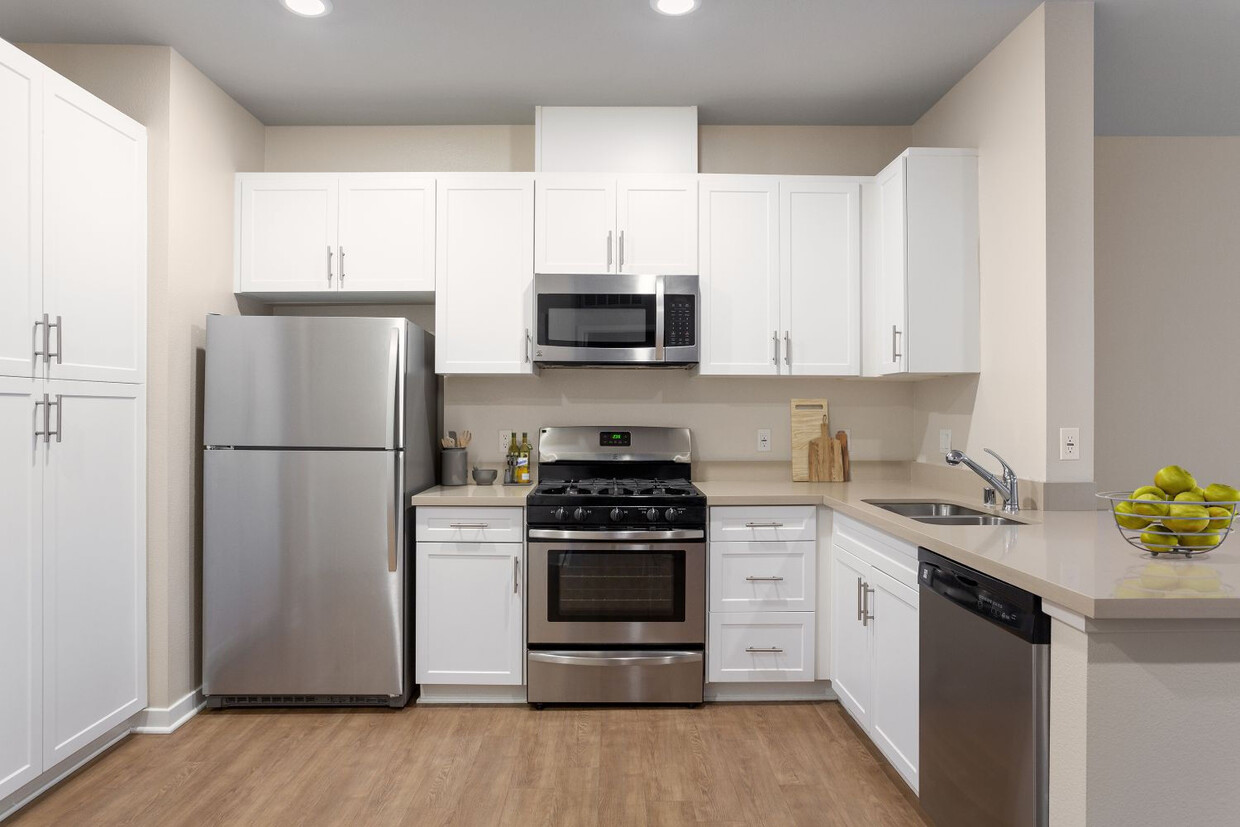 Sherman Circle - Apartments in Los Angeles, CA | Apartments.com