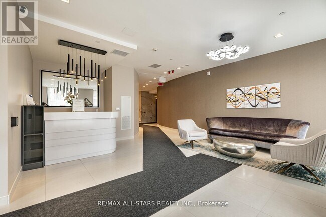 Photo du bâtiment - 741 Sheppard Ave W