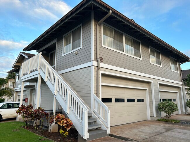 Building Photo - 92-1479-1479 Aliinui Dr