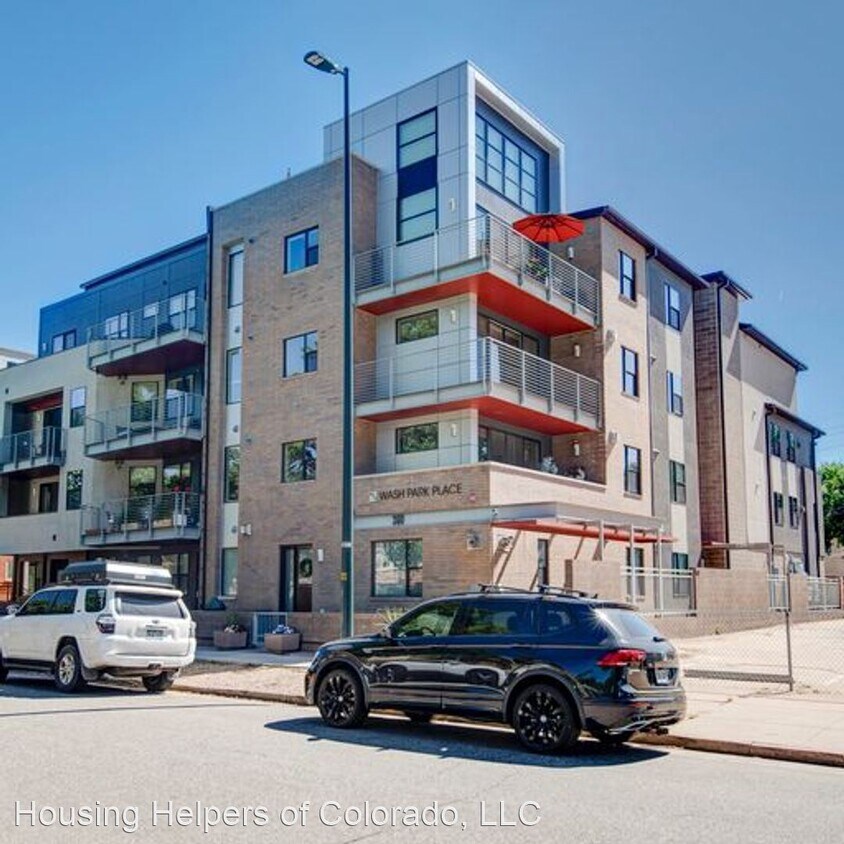 Primary Photo - 2 br, 2 bath House - 360 S. Lafayette St. ...