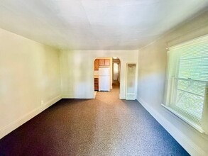 Building Photo - 1123 Laporte Ave