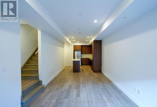 Photo du bâtiment - 200 Malta Ave.