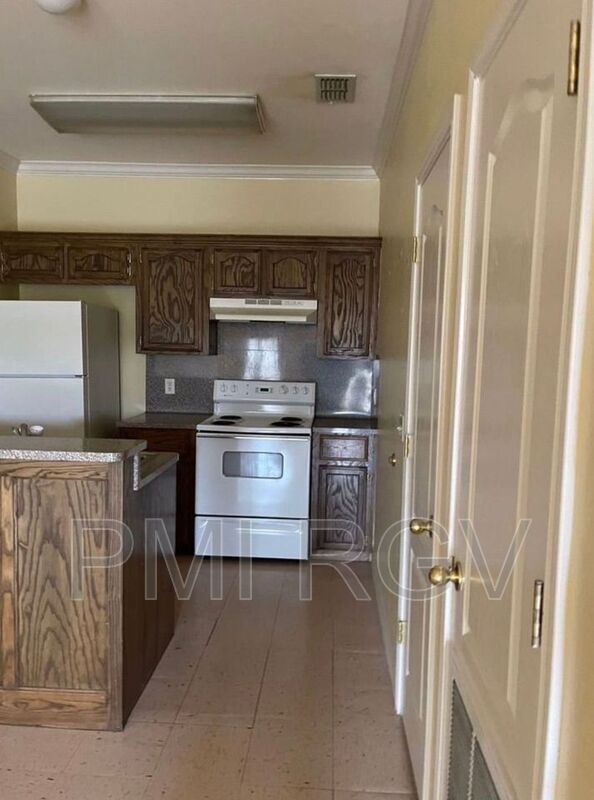 Building Photo - 608 Buena Vista Dr