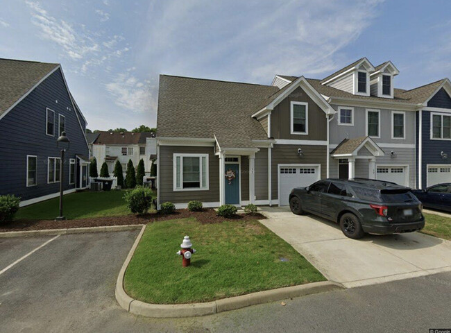 Building Photo - 15 Village Park Ln