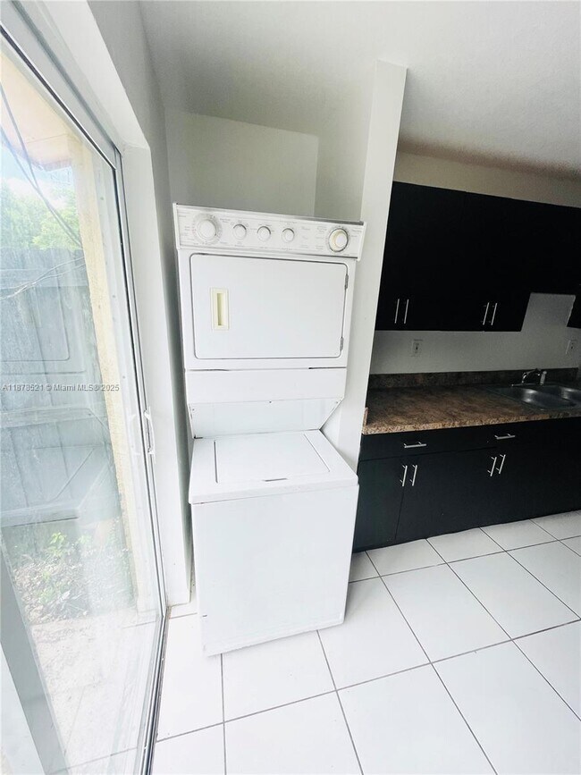 Building Photo - 13993 SW 280th Terrace