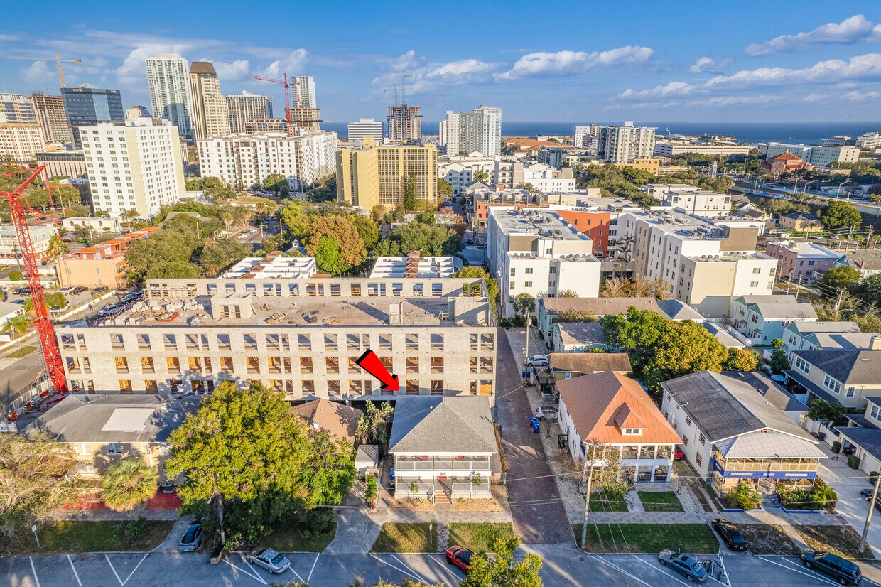 The Central Apartments Rentals in Saint Petersburg at 324 7th St S