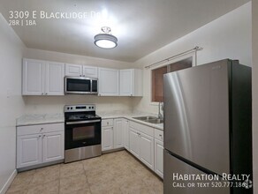 Building Photo - 3309 E Blacklidge Dr