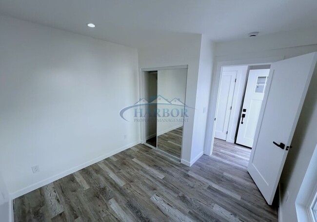 Foto del edificio - 2282-2284 Pine Avenue