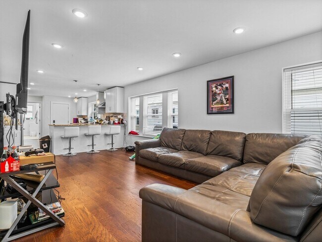 Building Photo - 79 Bailey Rd