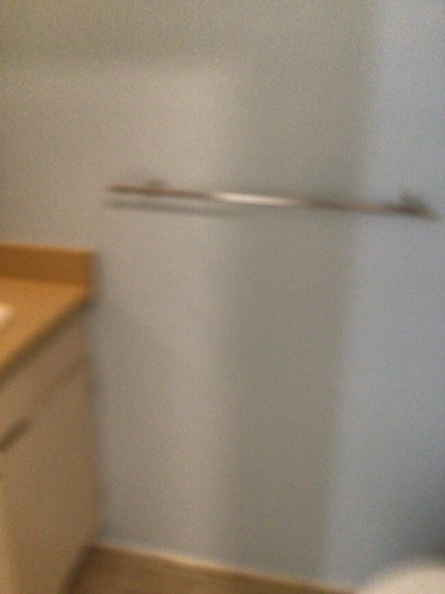 Building Photo - 444 Bruce Ave