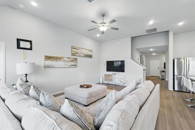 Building Photo - 8937 Lantana Meadow Dr