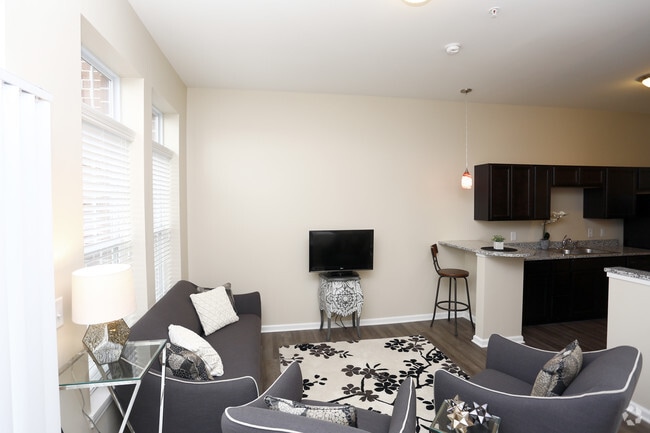 Living Area - 632MLK