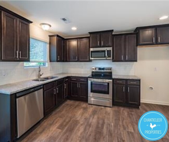 Photo - 10 Rochambeau Ct Townhome