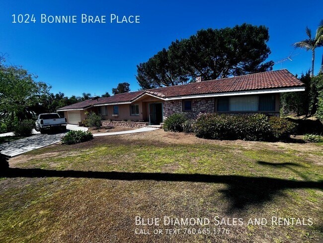 Foto del edificio - 1024 Bonnie Brae Pl